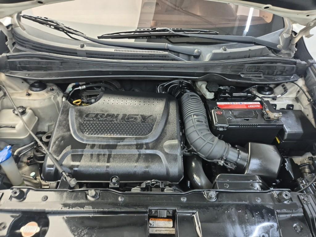 HYUNDAI Tucson - Vista 5