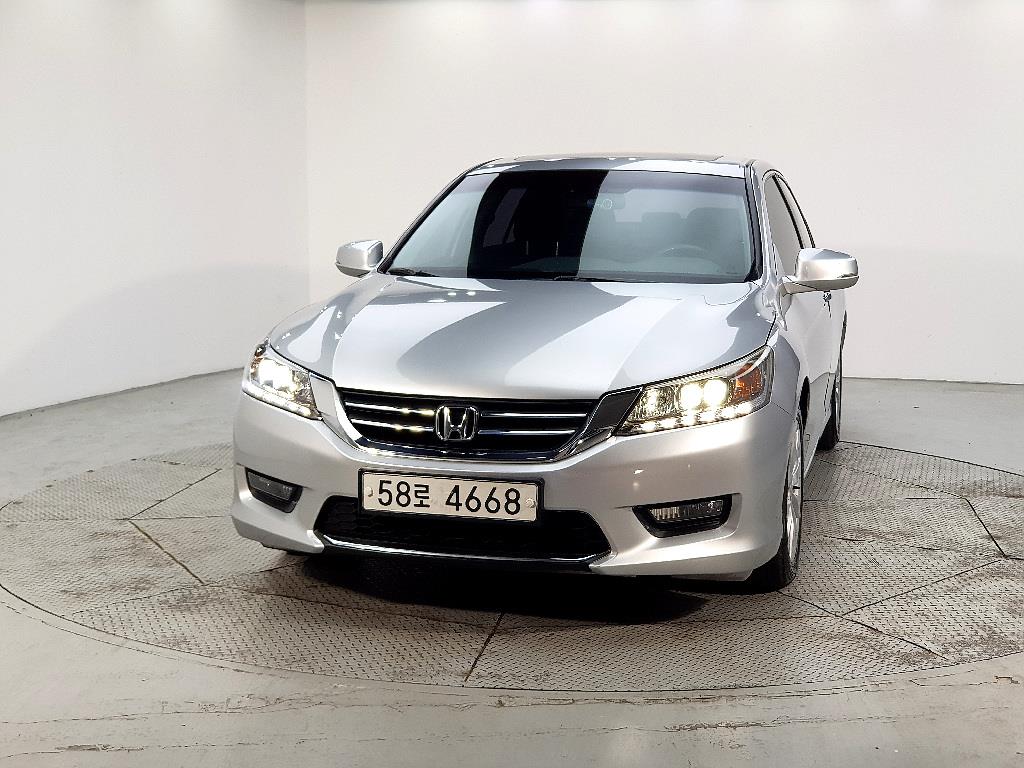 Honda Accord - Vista 2