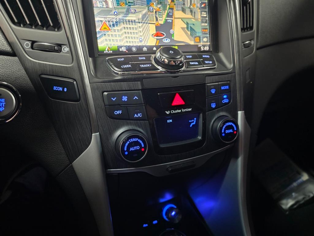 HYUNDAI Sonata - Vista 11