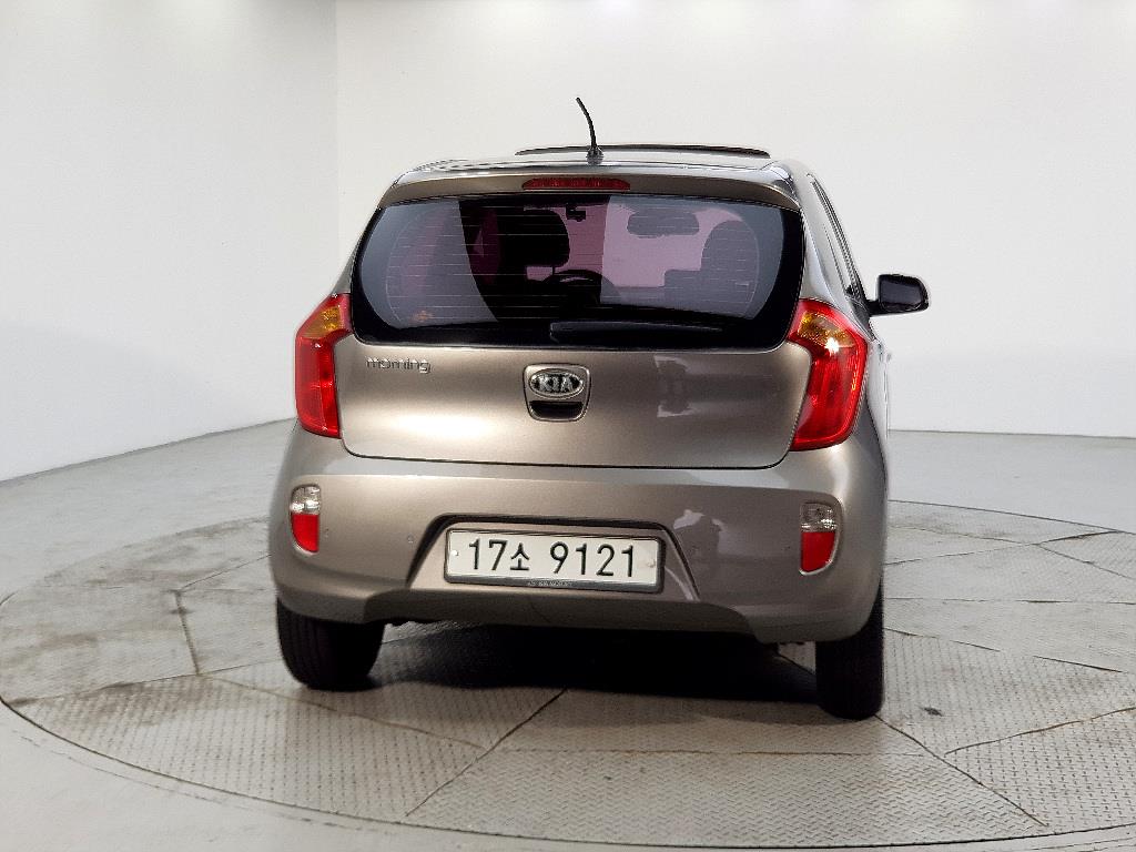 KIA Morning - Vista 3