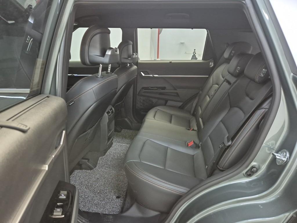 Ssangyong Torres - Vista 12