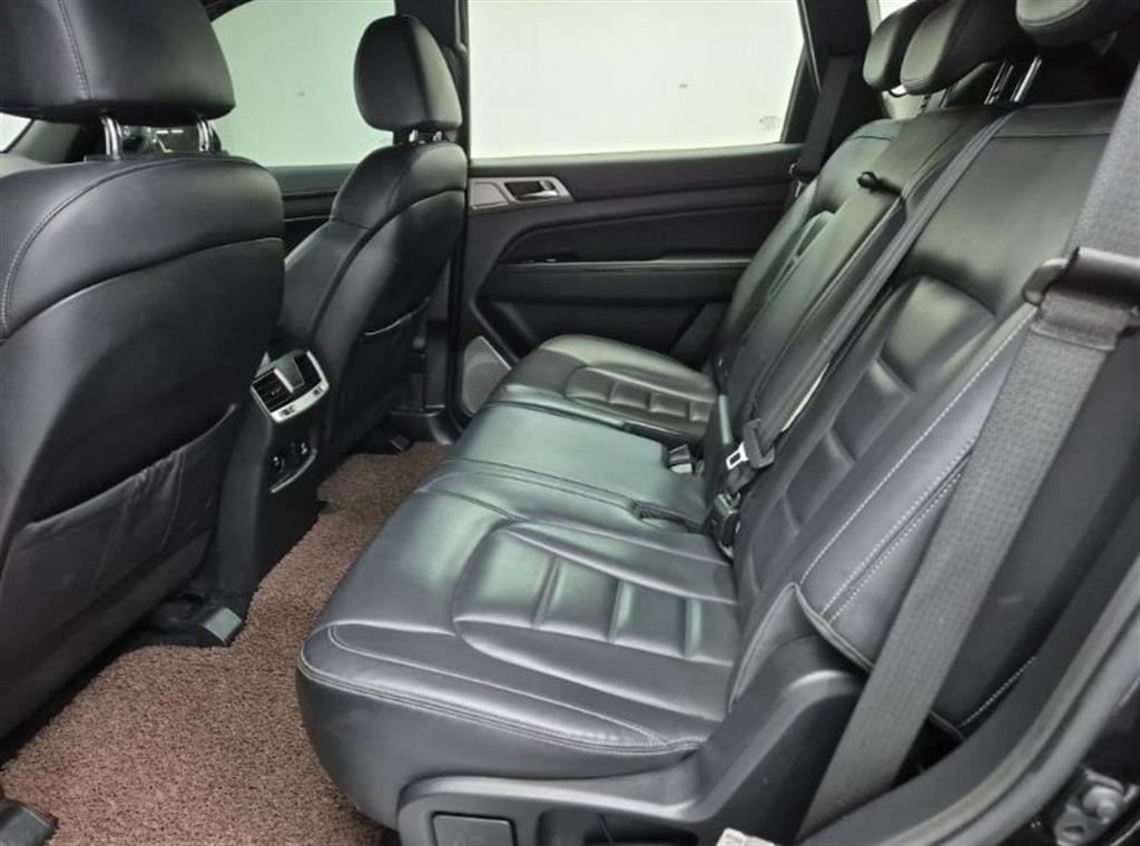 Ssangyong Rexton - Vista 12