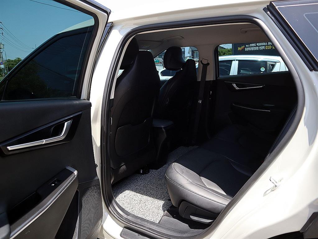 KIA EV6 2022 the color of pearl - Importación desde Corea - HF Imports Iquique - Foto 7