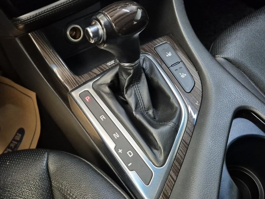 KIA K5 - Vista 8