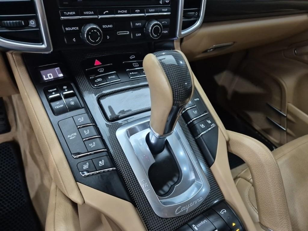 Porsche Cayenne 2015 Negro - Importación desde Corea - HF Imports Iquique - Foto 13