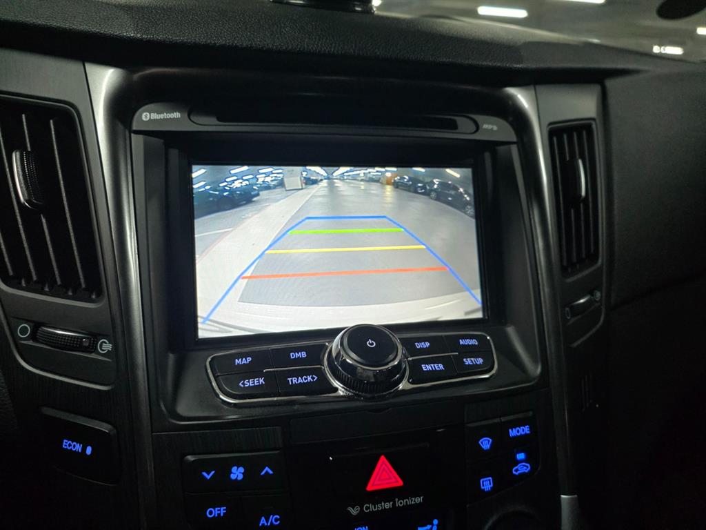 HYUNDAI Sonata - Vista 10