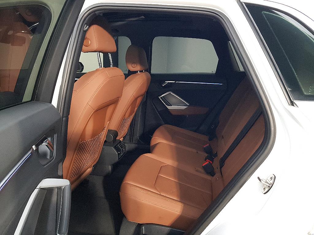 Audi Q3 - Vista 9