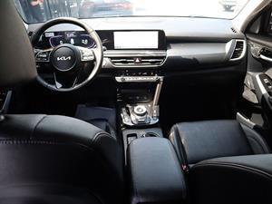 KIA Seltos - Vista 10