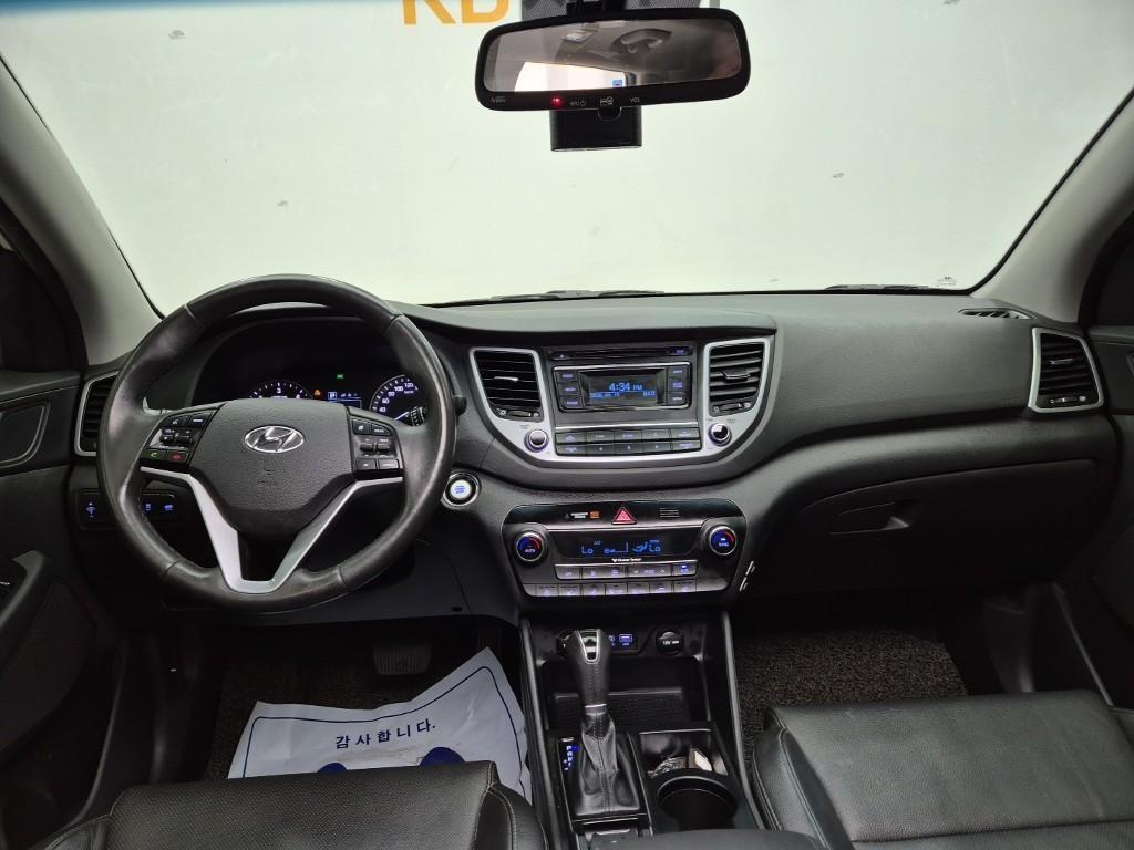 HYUNDAI Tucson - Vista 8