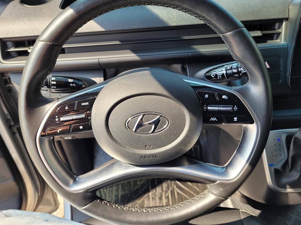HYUNDAI Staria - Vista 10