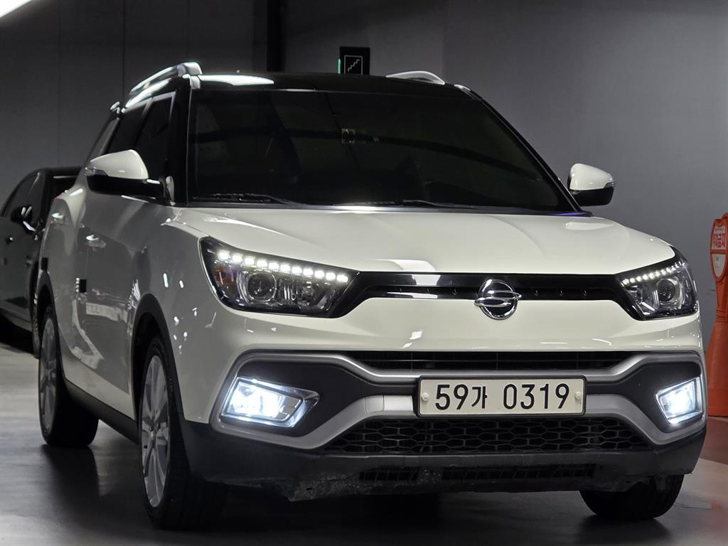 Ssangyong Tivoli - Vista 3