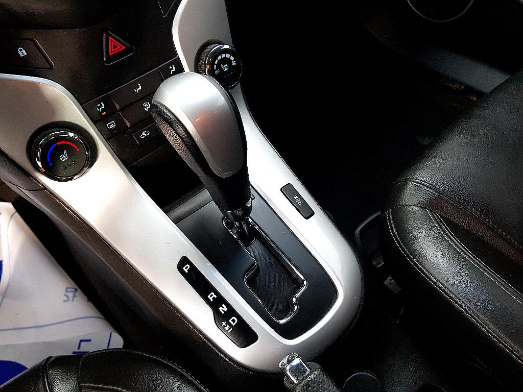 Chevrolet Cruise 2014 Blanco - Importación desde Corea - HF Imports Iquique - Foto 13
