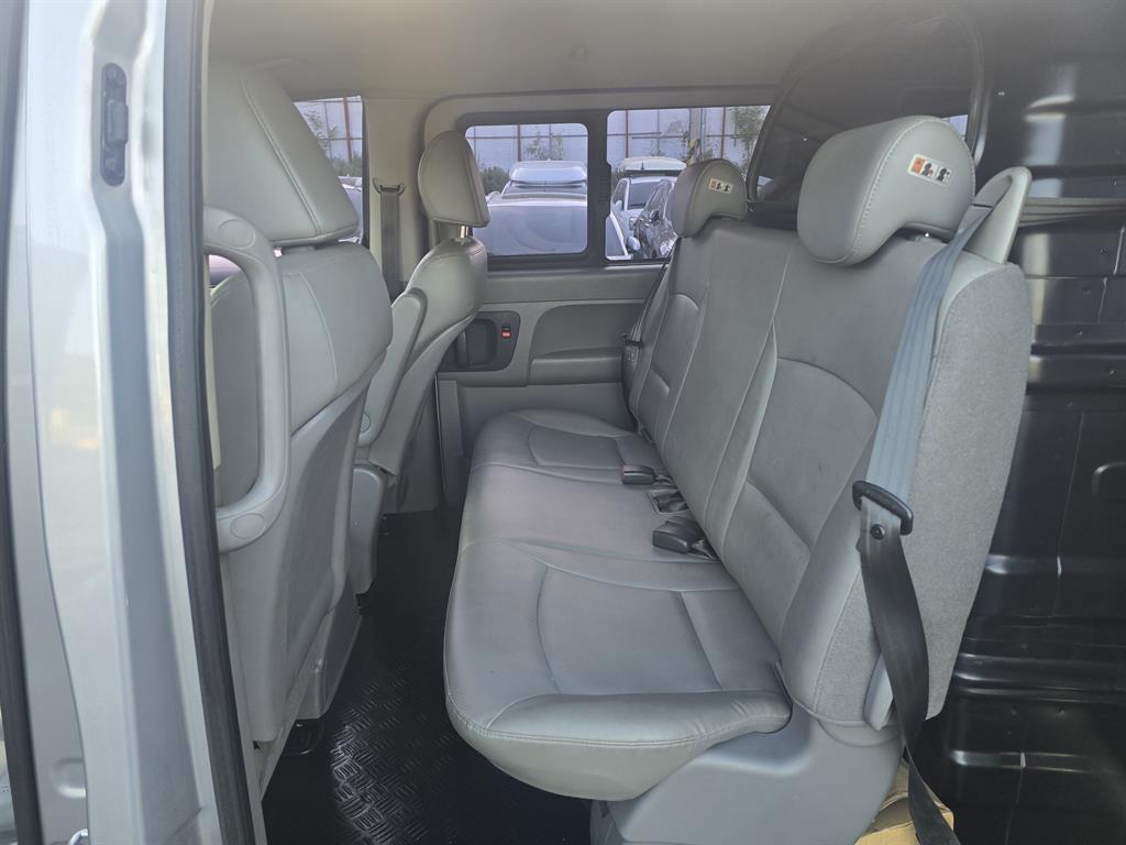 HYUNDAI Starex 2016 Gris - Importación desde Corea - HF Imports Iquique - Foto 14