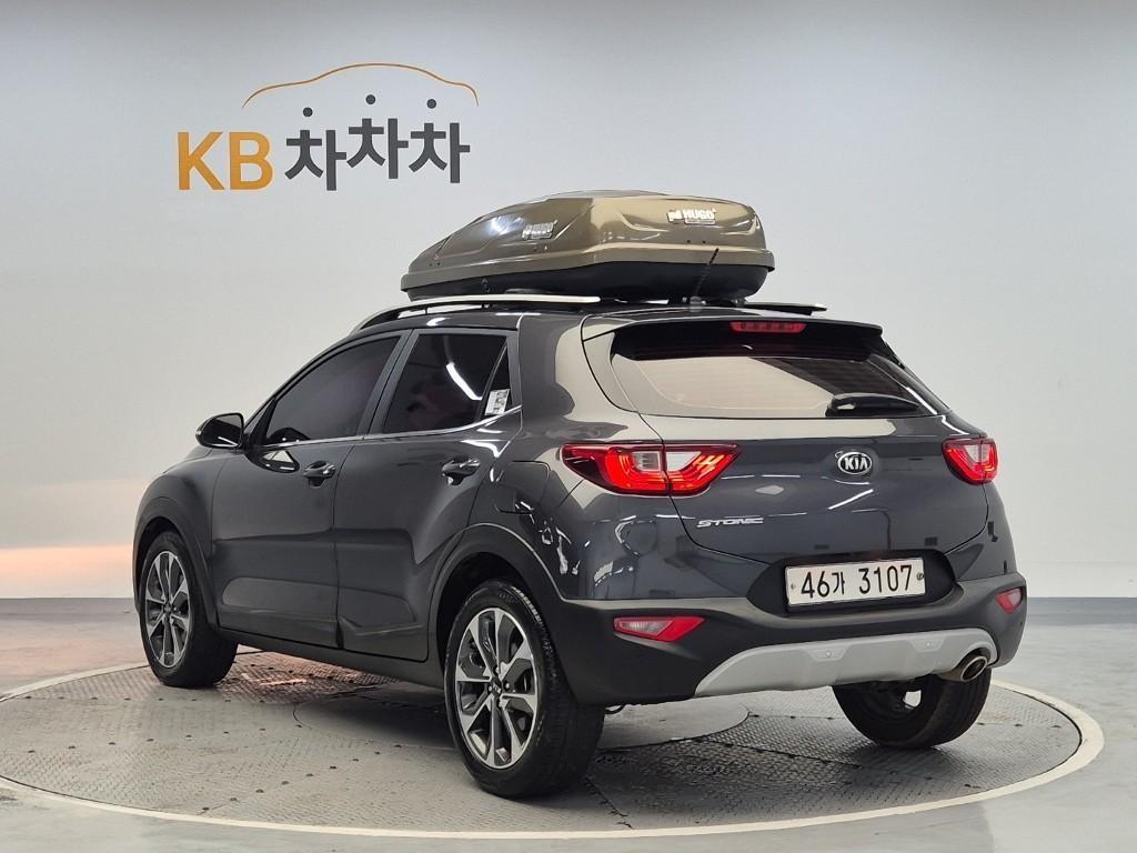 KIA Stonic - Vista 2