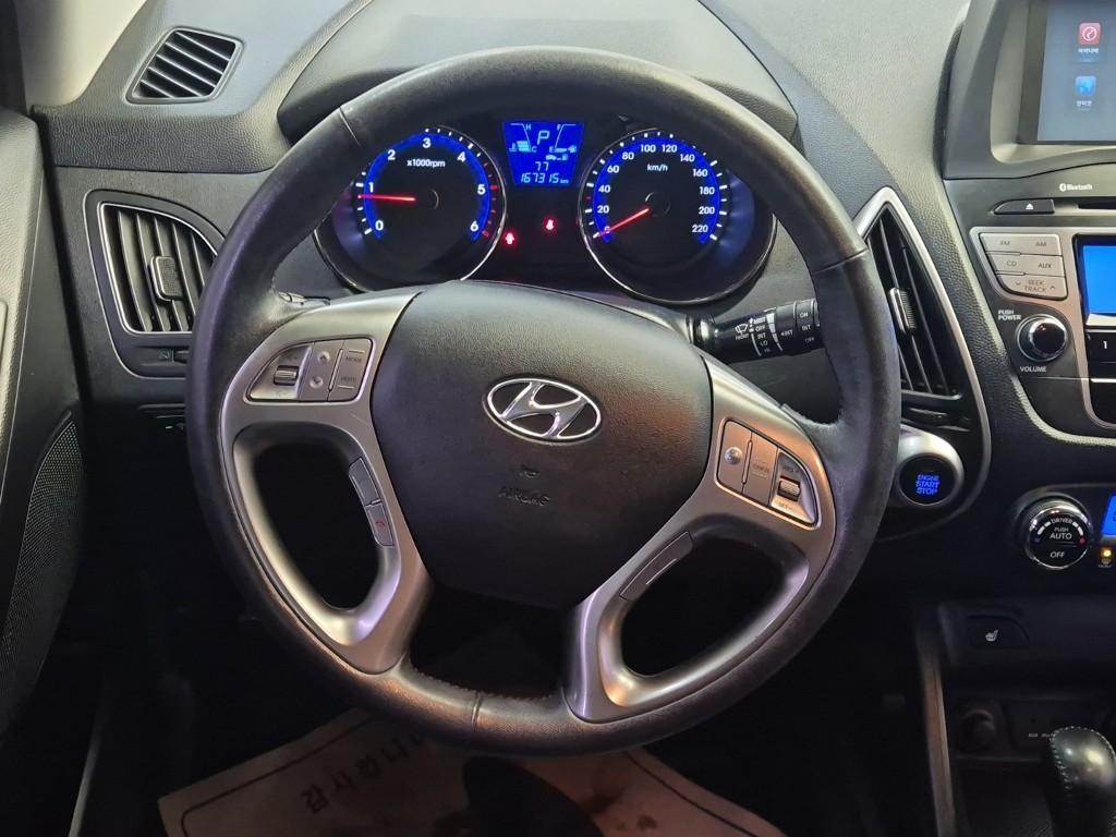 HYUNDAI Tucson - Vista 9