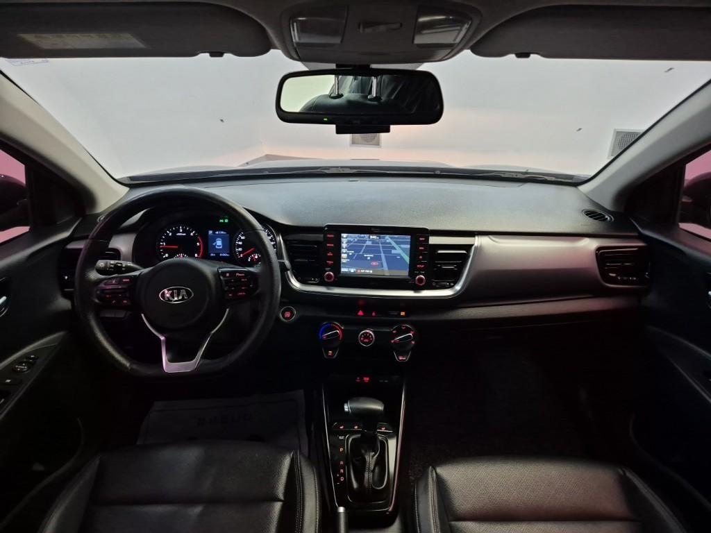 KIA Stonic - Vista 7
