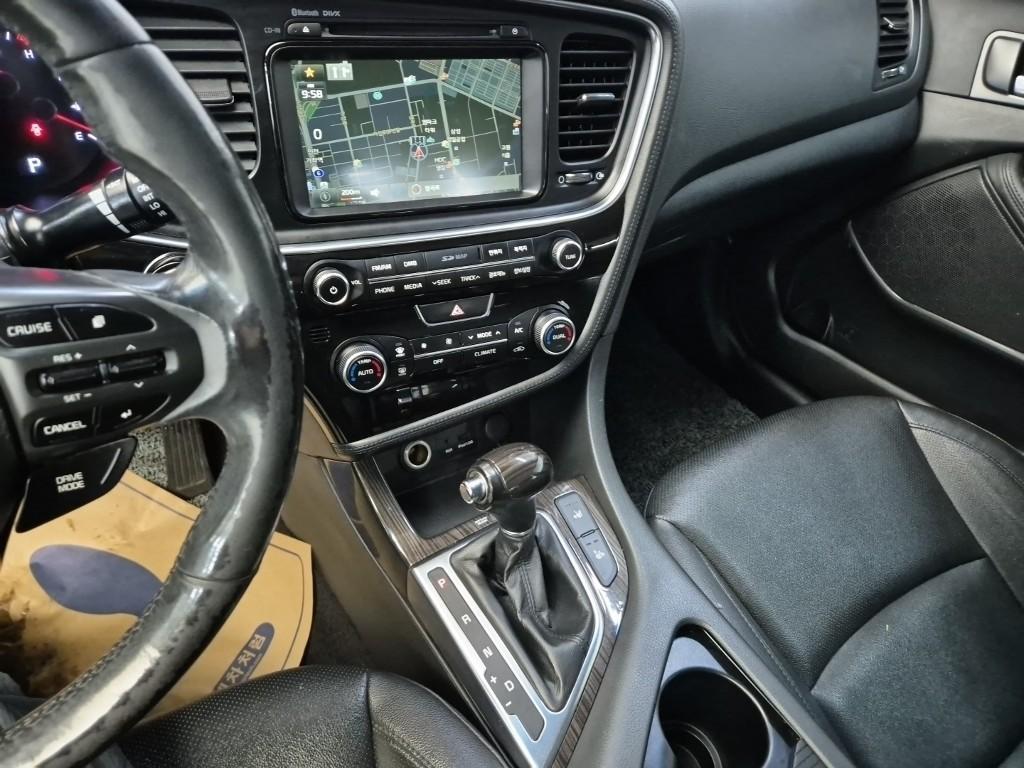 KIA K5 - Vista 10