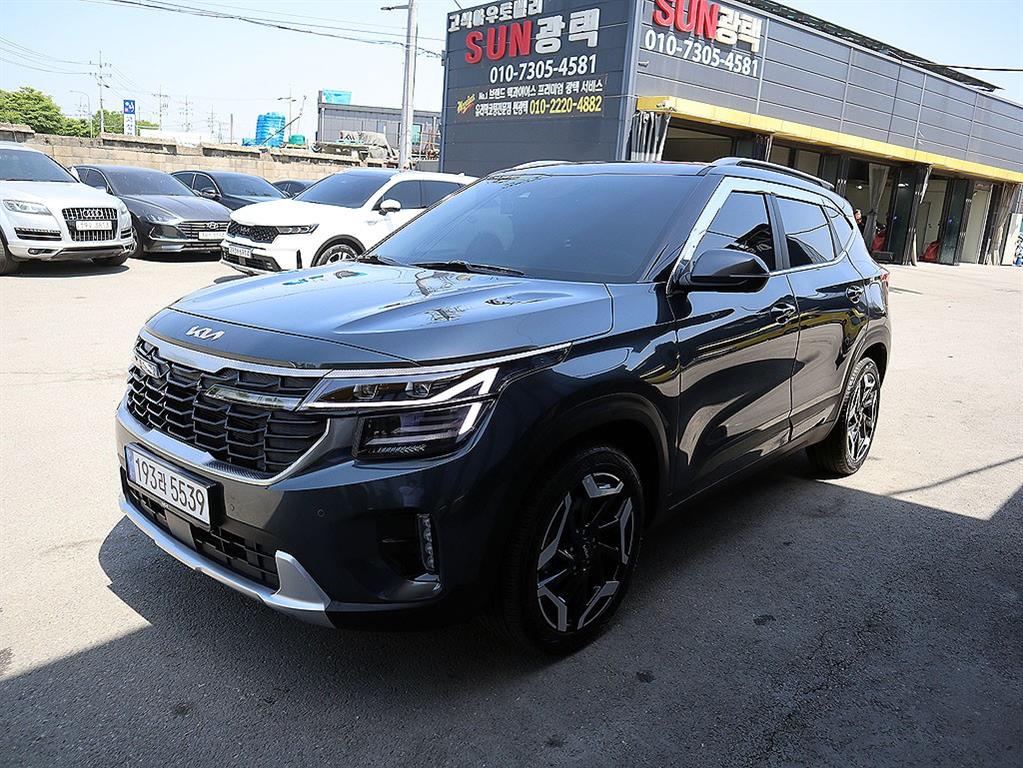 KIA Seltos - Vista 3