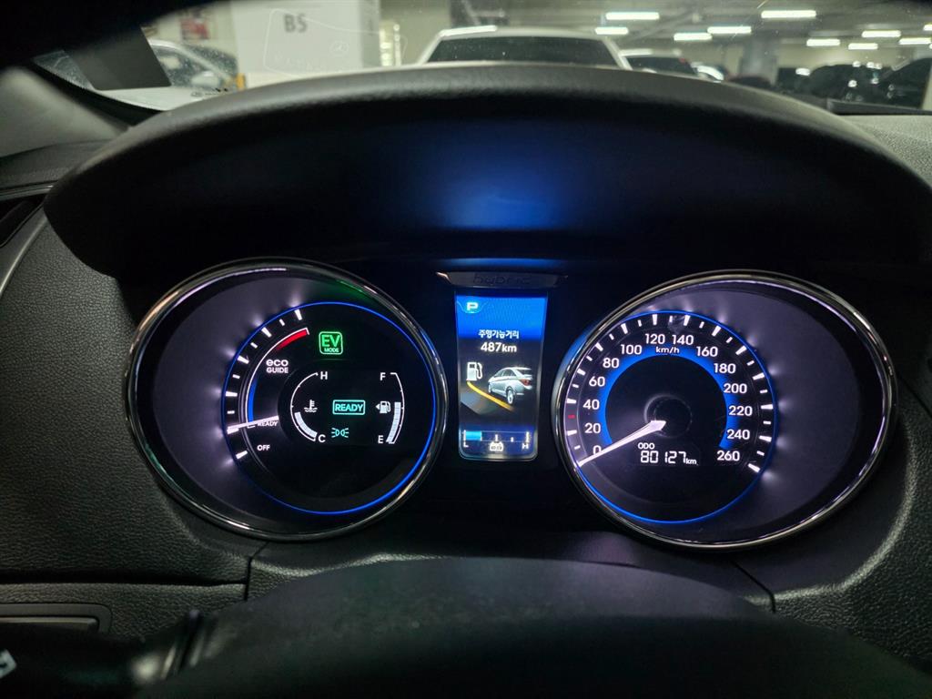 HYUNDAI Sonata - Vista 8
