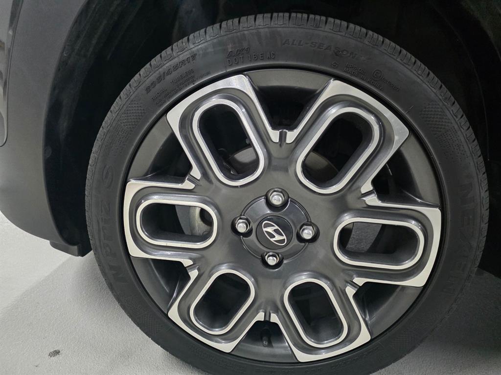 HYUNDAI Casper - Vista 5