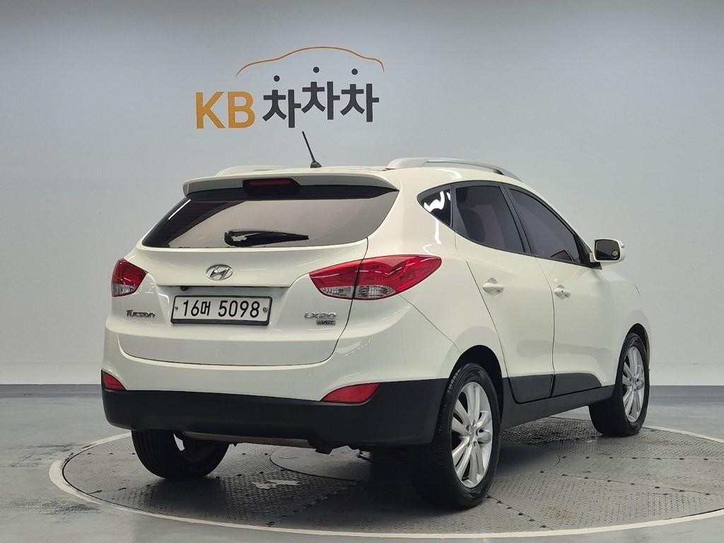 HYUNDAI Tucson - Vista 3