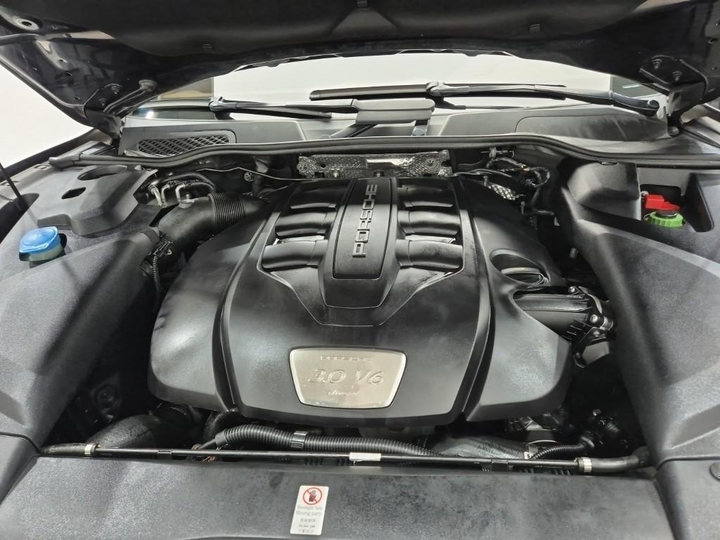 Porsche Cayenne 2015 Negro - Importación desde Corea - HF Imports Iquique - Foto 16