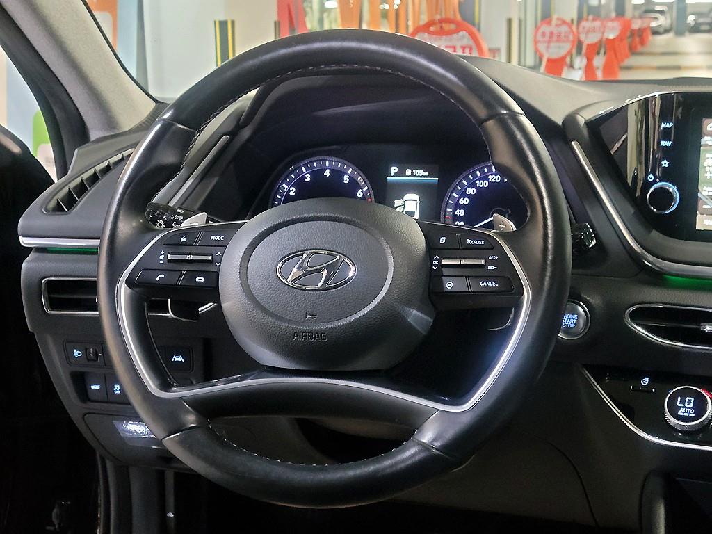 HYUNDAI Sonata - Vista 9