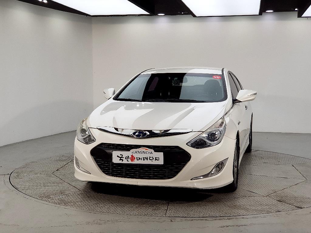 HYUNDAI Sonata - Vista 2