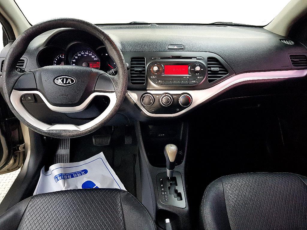 KIA Morning - Vista 5