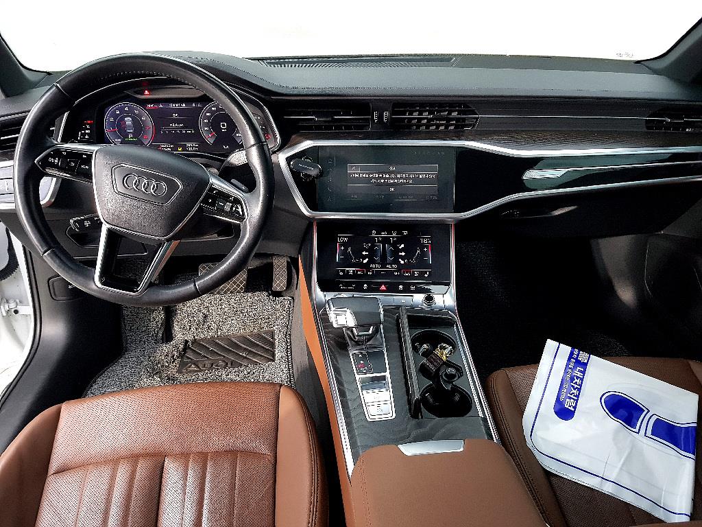 Audi A6 - Vista 5
