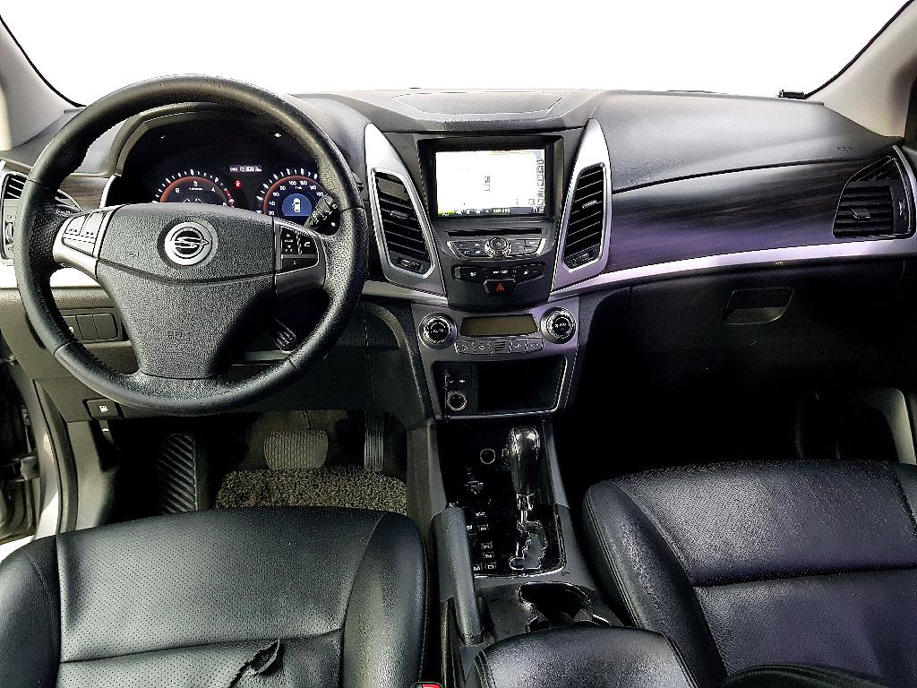 Ssangyong Korando - Vista 5