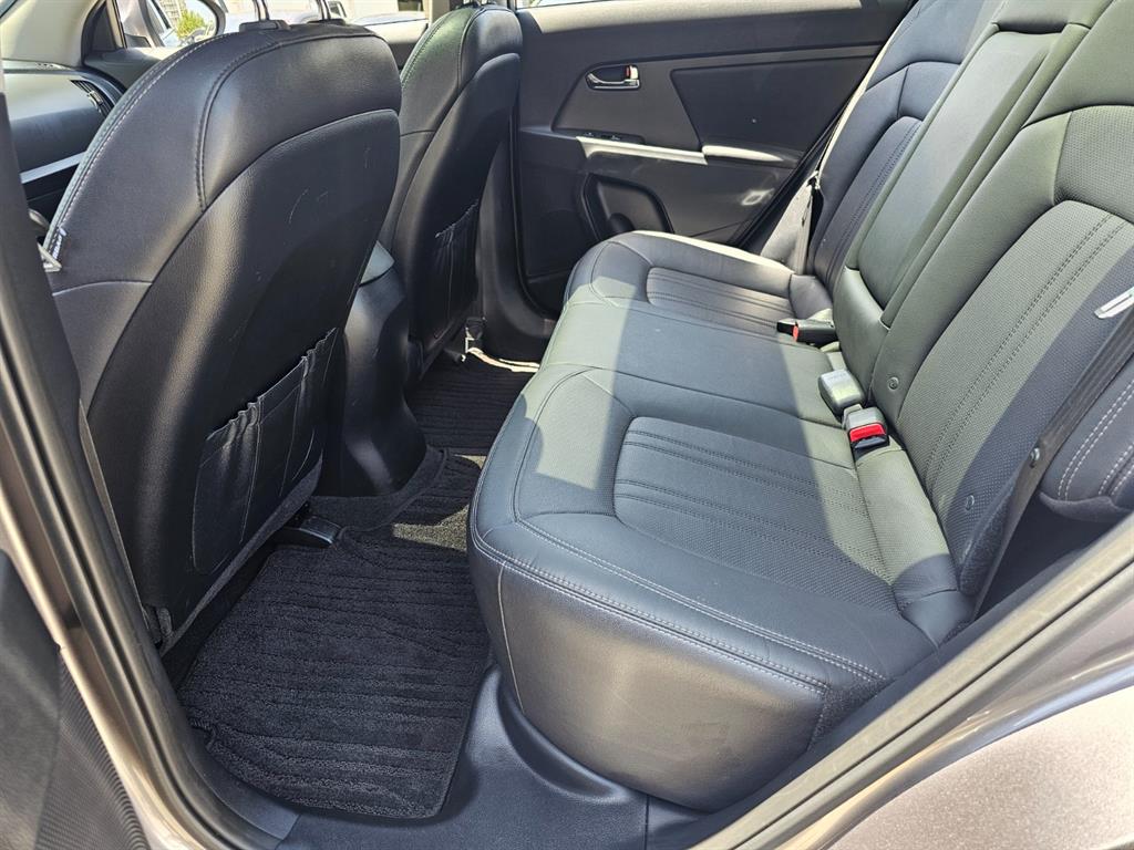 KIA Sportage - Vista 6