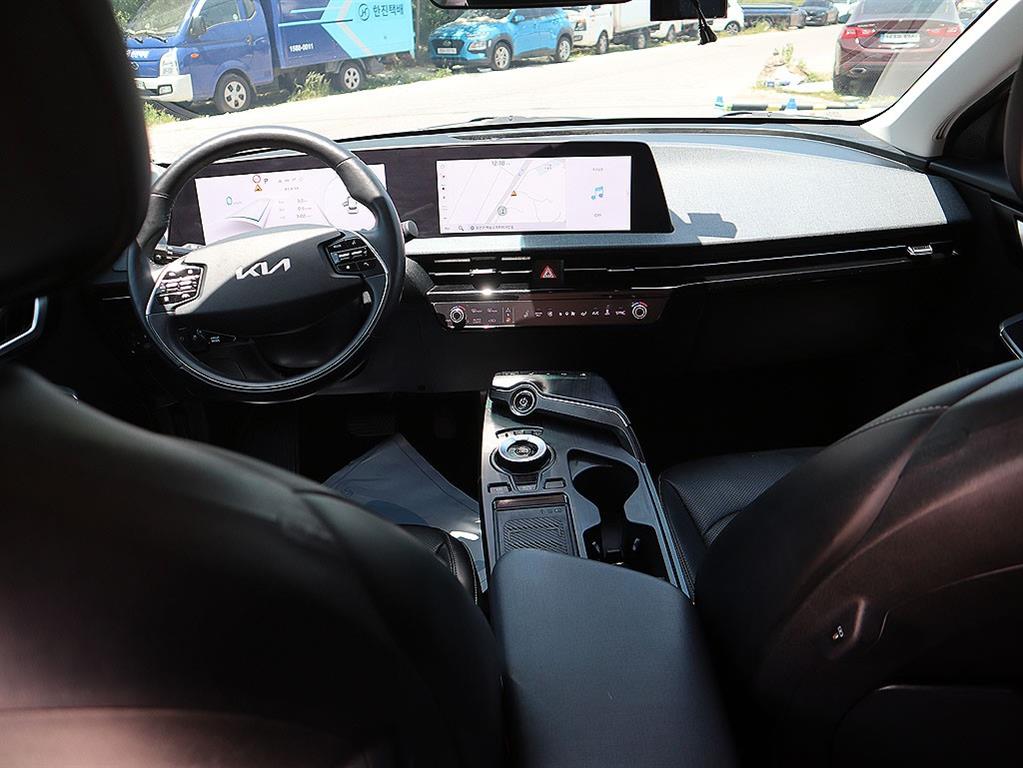 KIA EV6 - Vista 9