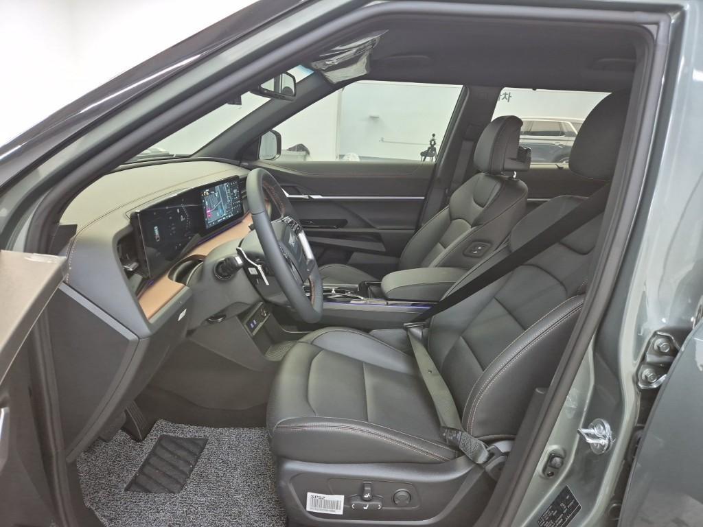 Ssangyong Torres - Vista 11