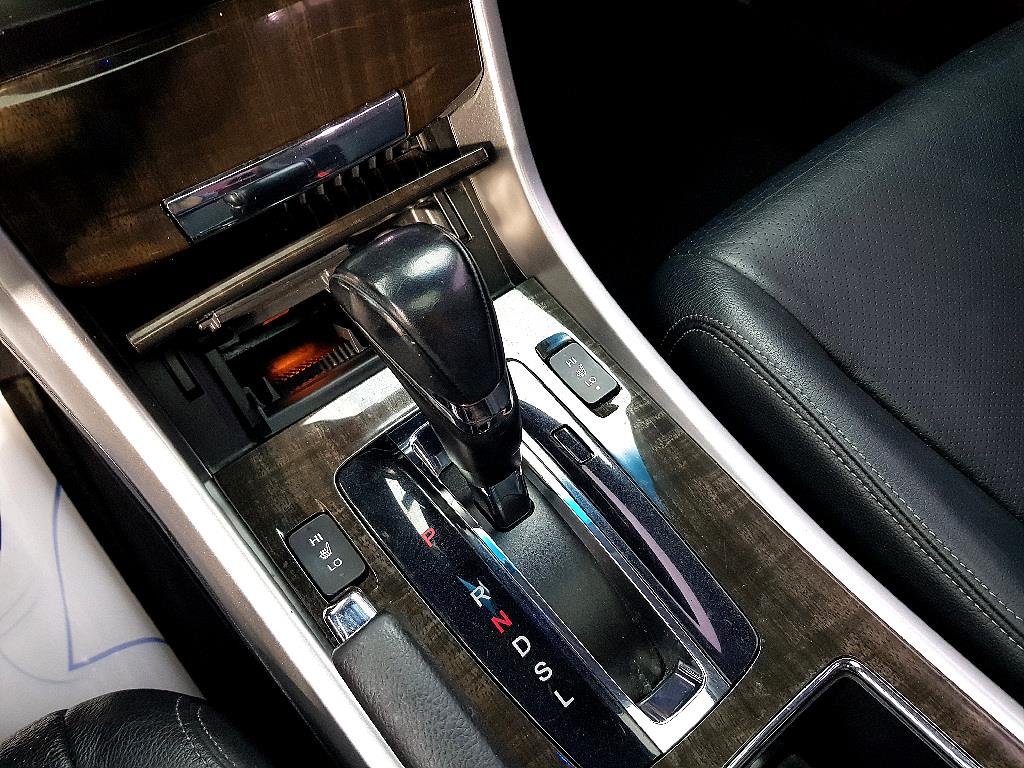 Honda Accord 2014 Plateado - Importación desde Corea - HF Imports Iquique - Foto 15