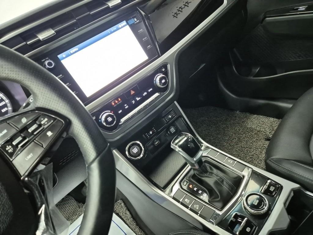 Ssangyong Korando - Vista 10