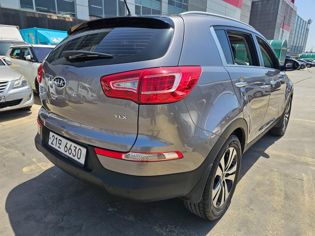 KIA Sportage - Vista 3