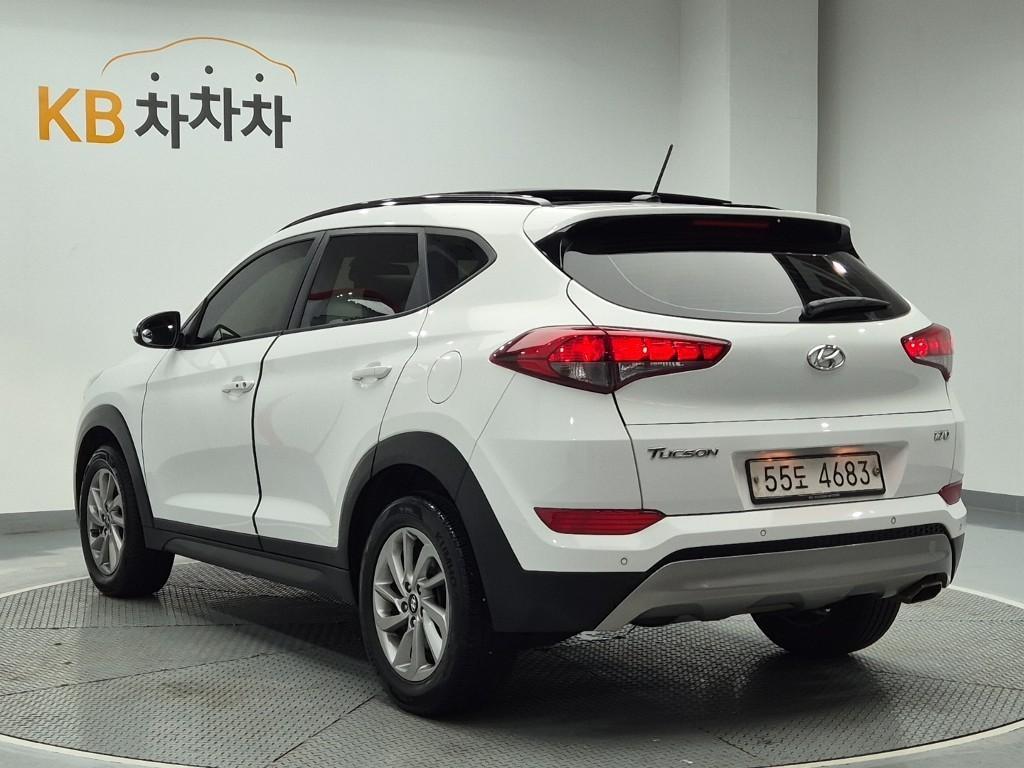 HYUNDAI Tucson - Vista 3