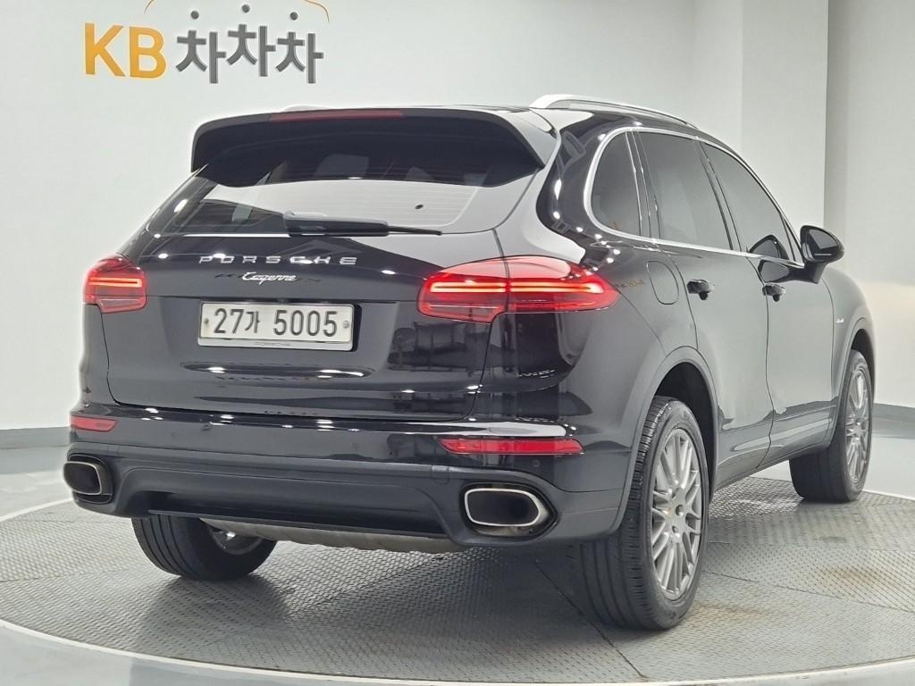 Porsche Cayenne - Vista 4