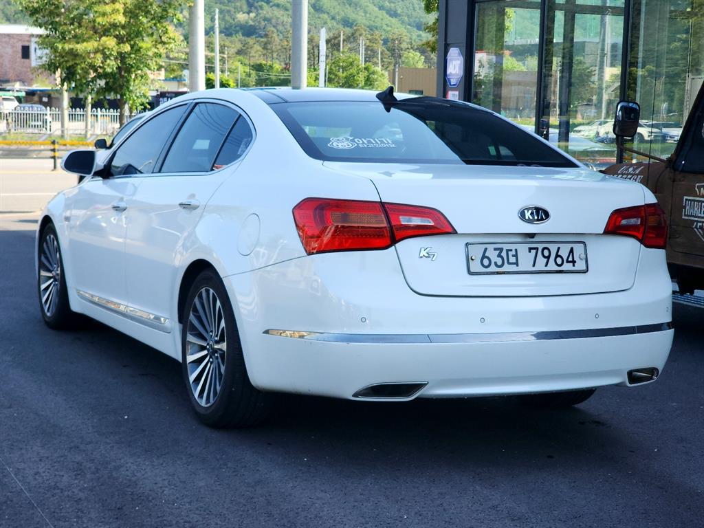 KIA K7 - Vista 4