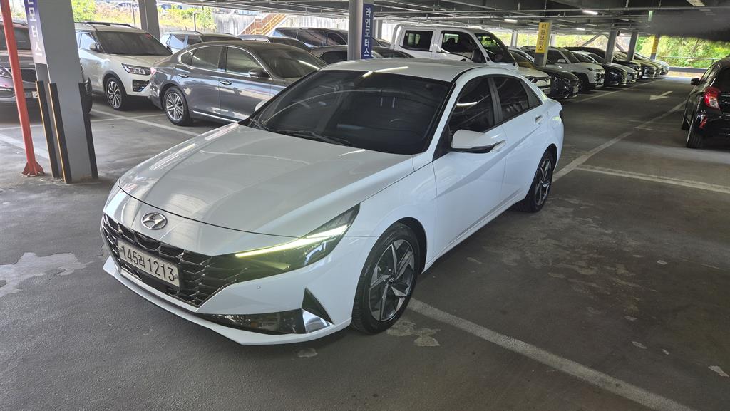 HYUNDAI Avante 2020 Blanco - Importación desde Corea - HF Imports Iquique - Foto 1