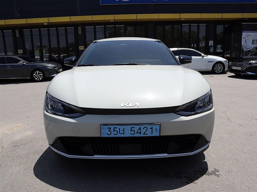 KIA EV6 2022 the color of pearl - Importación desde Corea - HF Imports Iquique - Foto 1