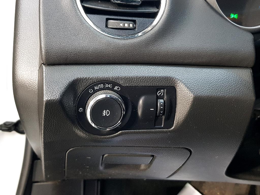 Chevrolet Cruise - Vista 10