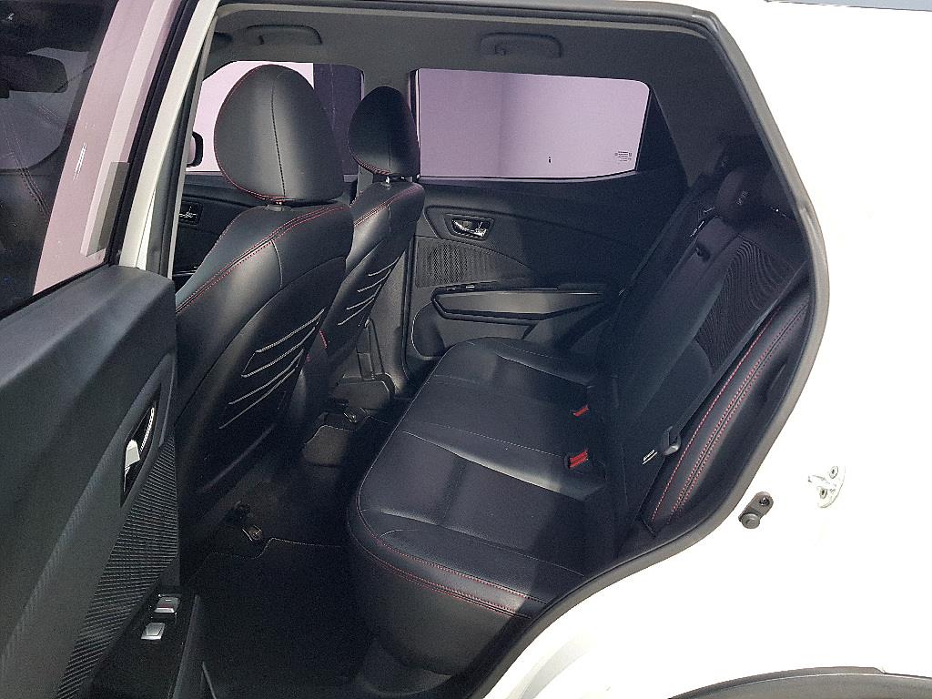 Ssangyong Tivoli - Vista 9