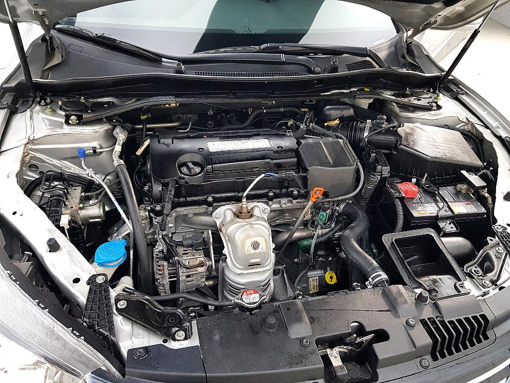 Honda Accord - Vista 6