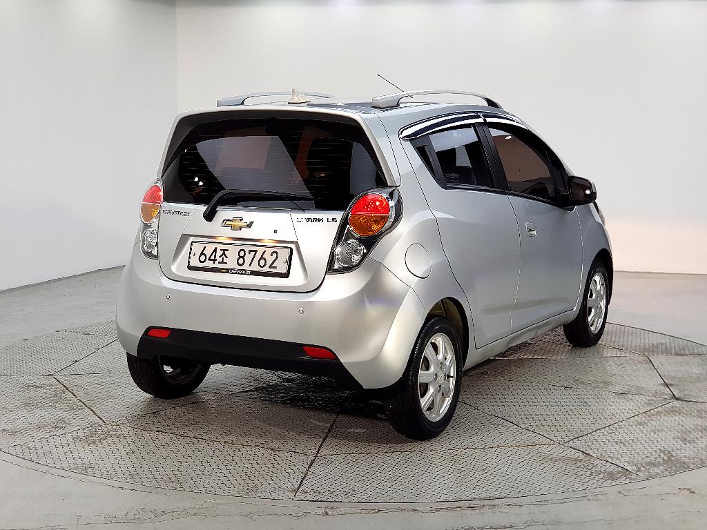 Chevrolet Spark - Vista 4