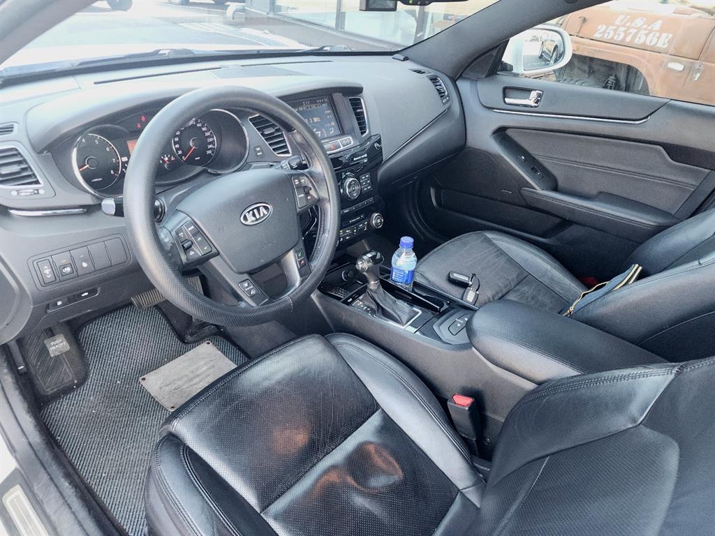 KIA K7 - Vista 6