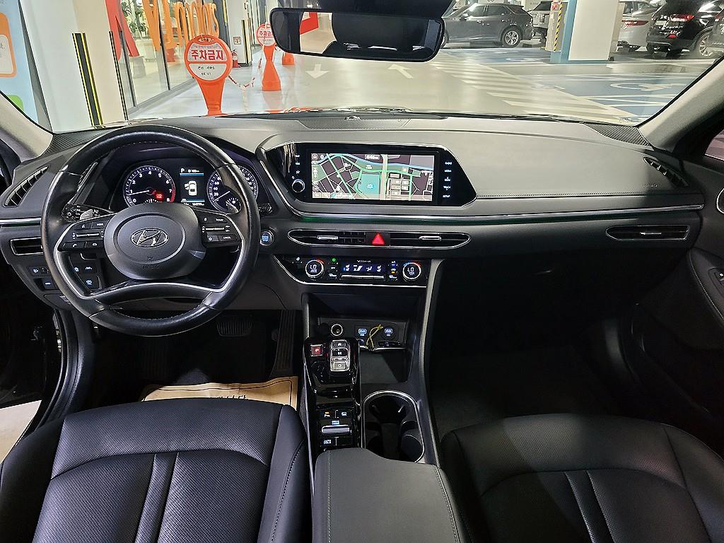 HYUNDAI Sonata - Vista 6