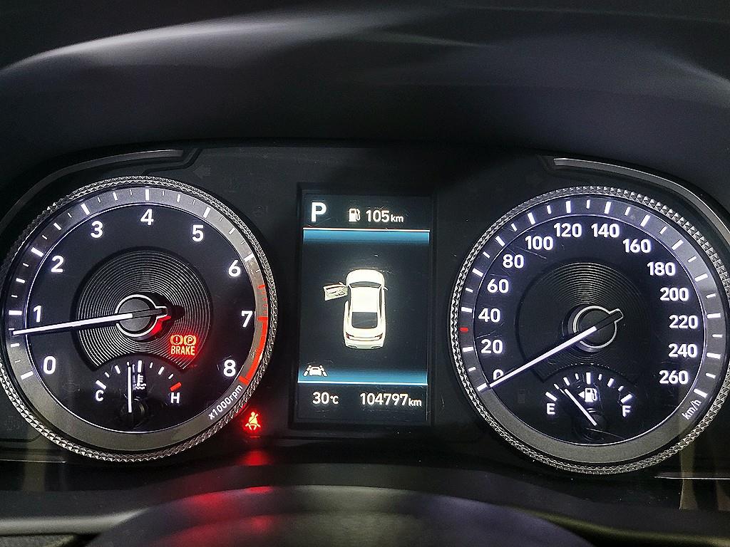 HYUNDAI Sonata - Vista 10