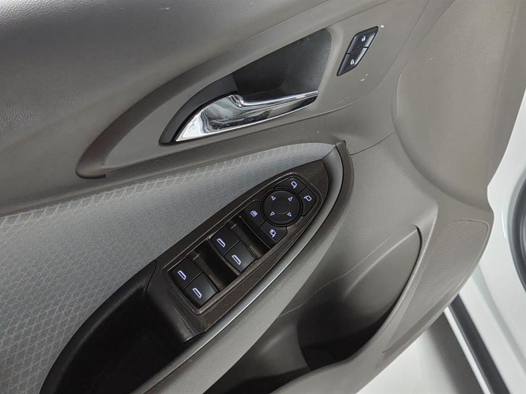Chevrolet Malibu - Vista 12